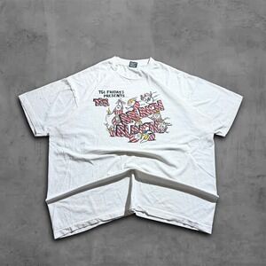 90s Oversized White TGI Fridays Streetwear Tee